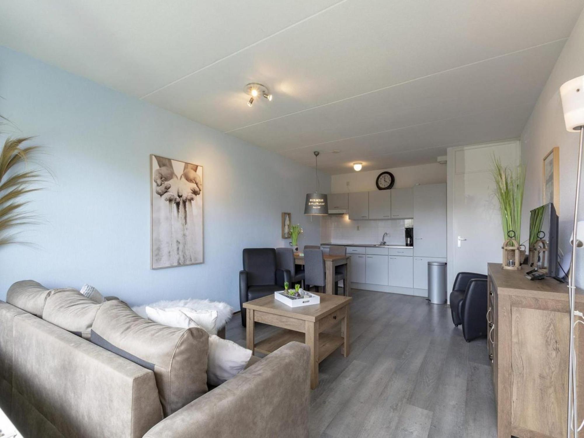 Lovely Apartment With Patio Callantsoog Exterior photo