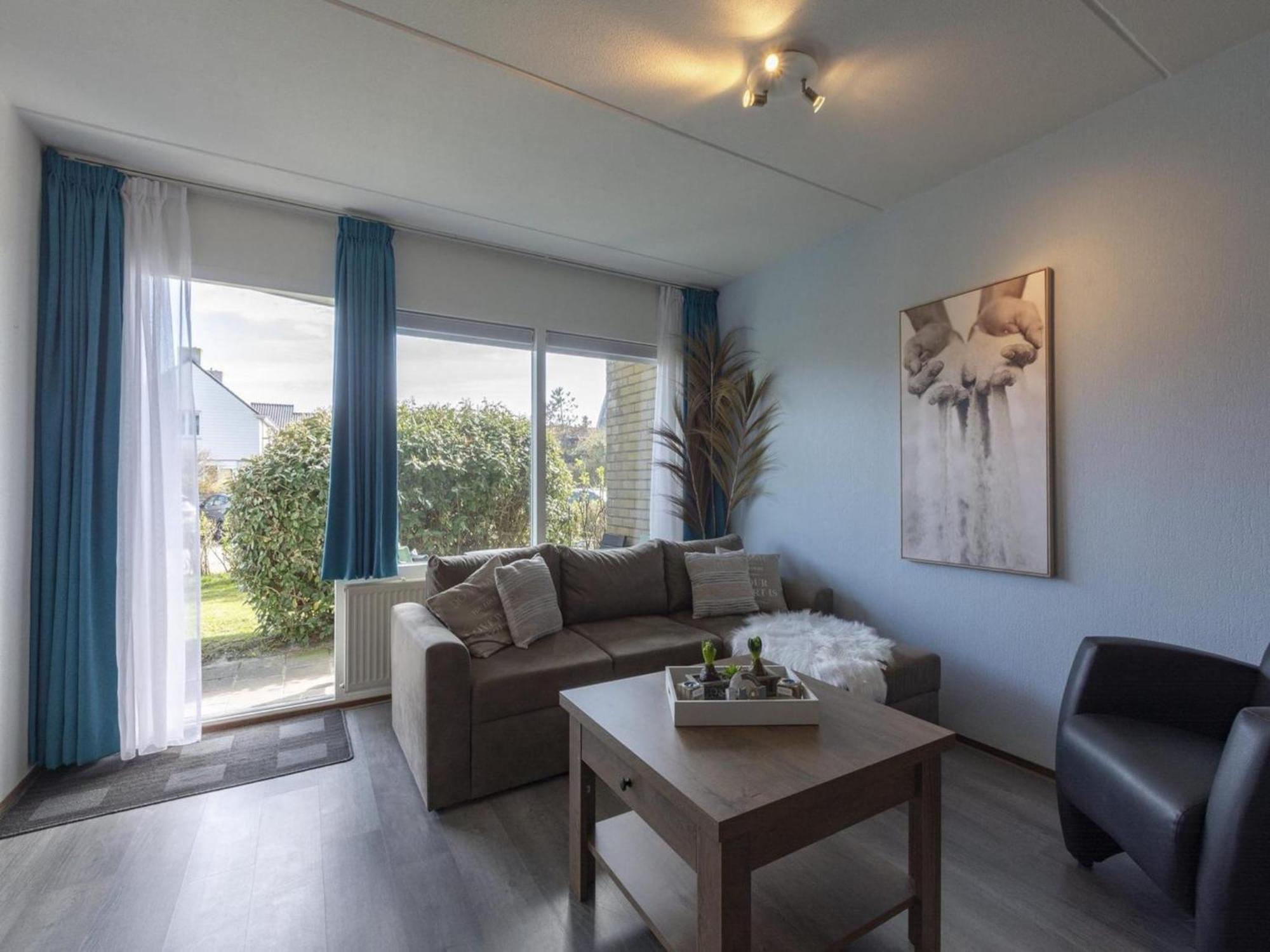 Lovely Apartment With Patio Callantsoog Exterior photo
